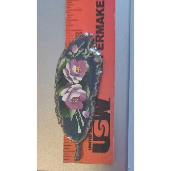 Agate Disc Pendant with Flower Painting Handcrafted - Picture 6 of 6